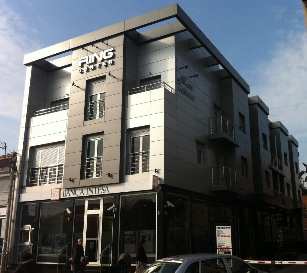 Obrenovac  Ring Inn Apartments מראה חיצוני תמונה