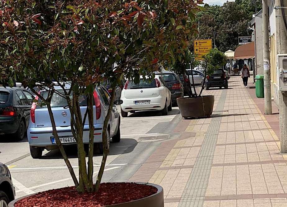 Obrenovac  Ring Inn Apartments מראה חיצוני תמונה