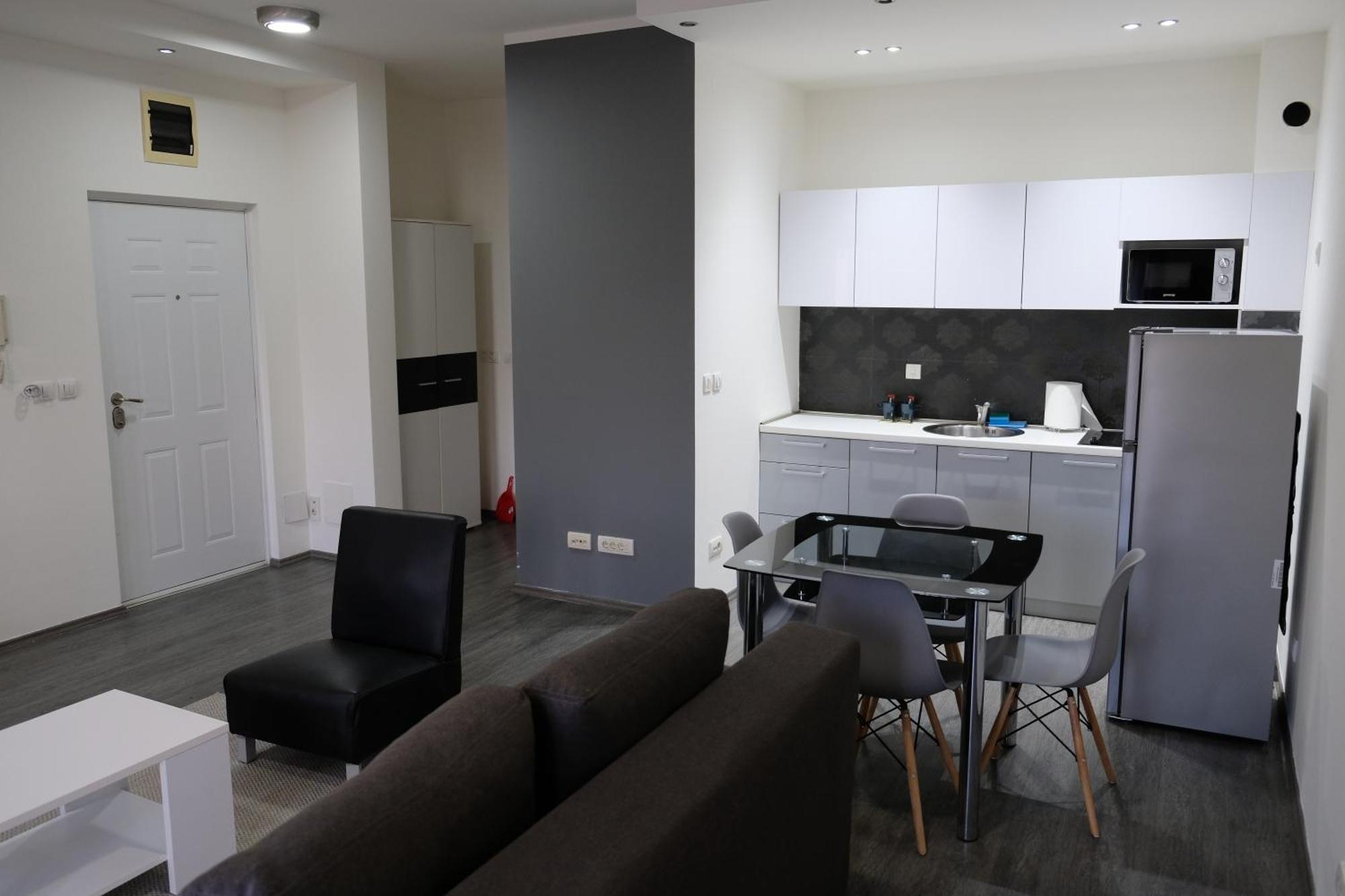 Obrenovac  Ring Inn Apartments חדר תמונה