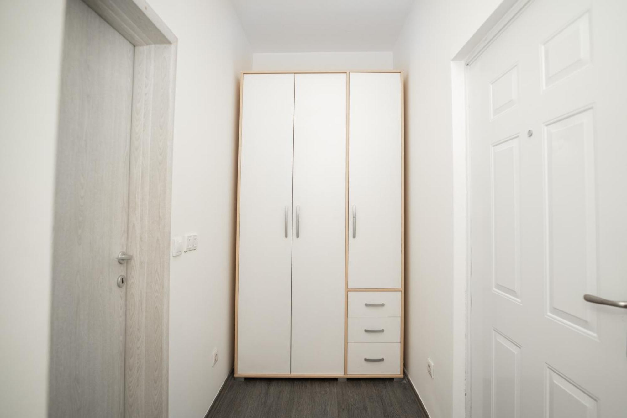 Obrenovac  Ring Inn Apartments חדר תמונה