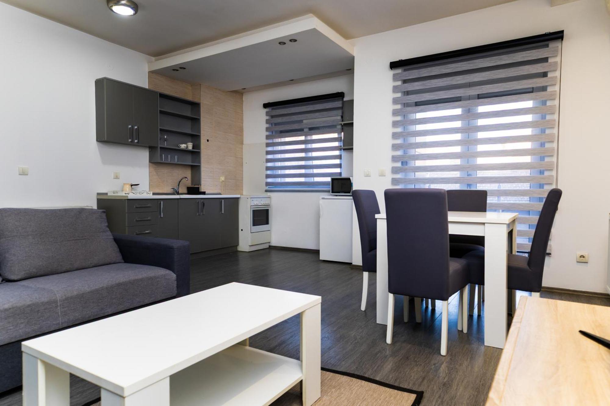 Obrenovac  Ring Inn Apartments חדר תמונה
